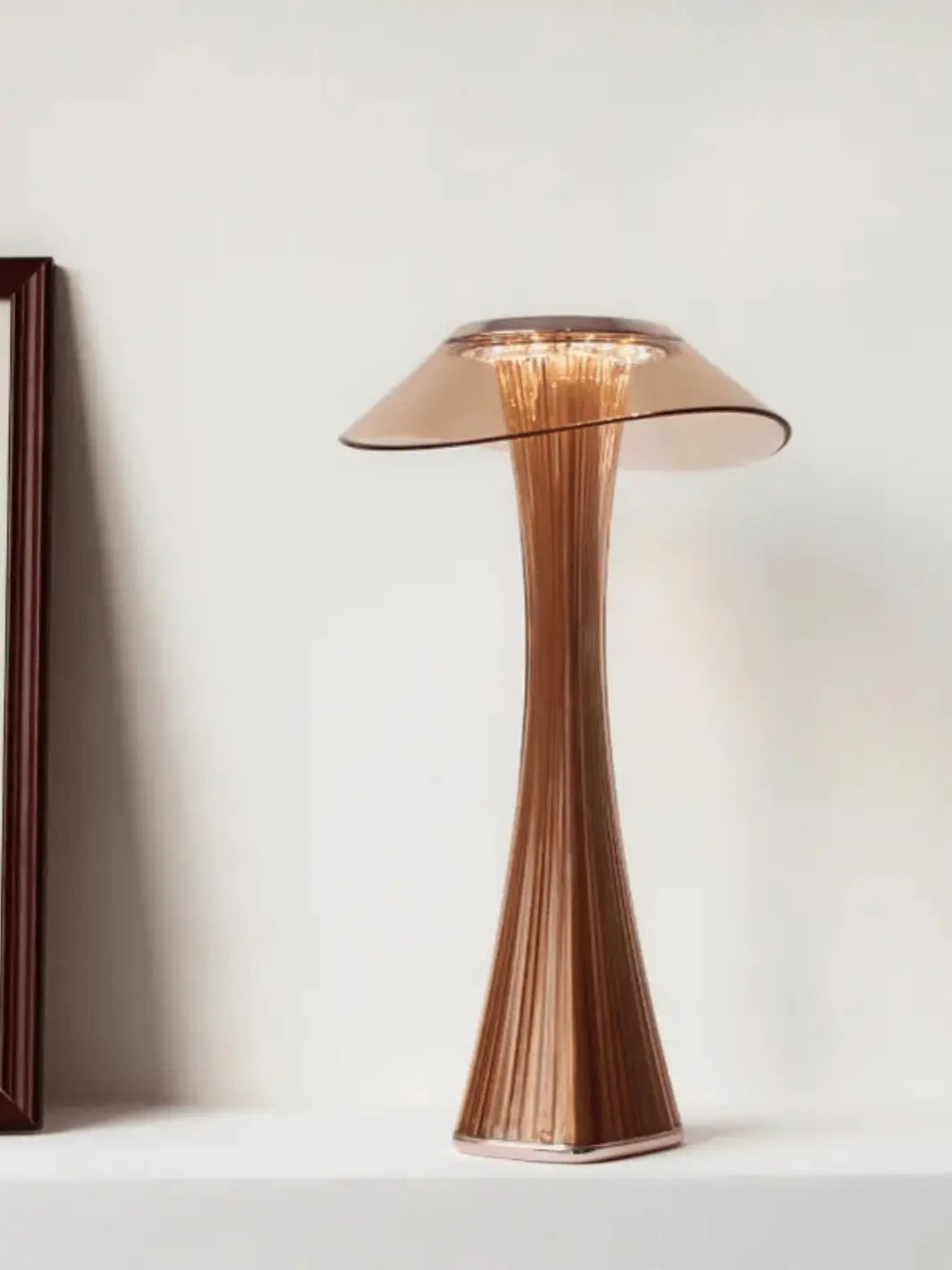 lampe de chevet sans fil moderne style champignon bronze avec petit abat jour en verre